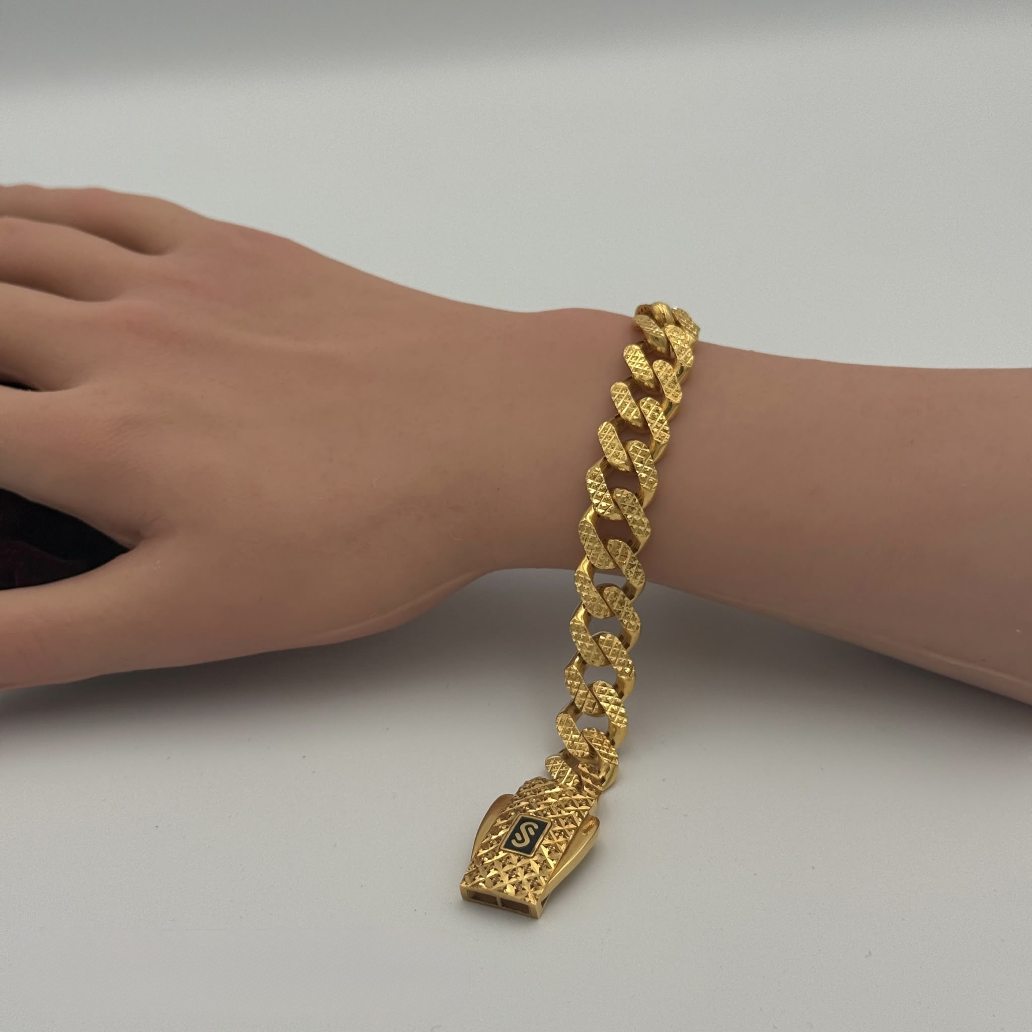 21K Gold Links Bracelet