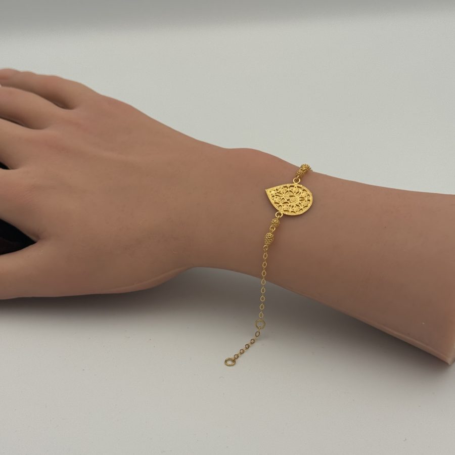 21K Gold Oval Bracelet
