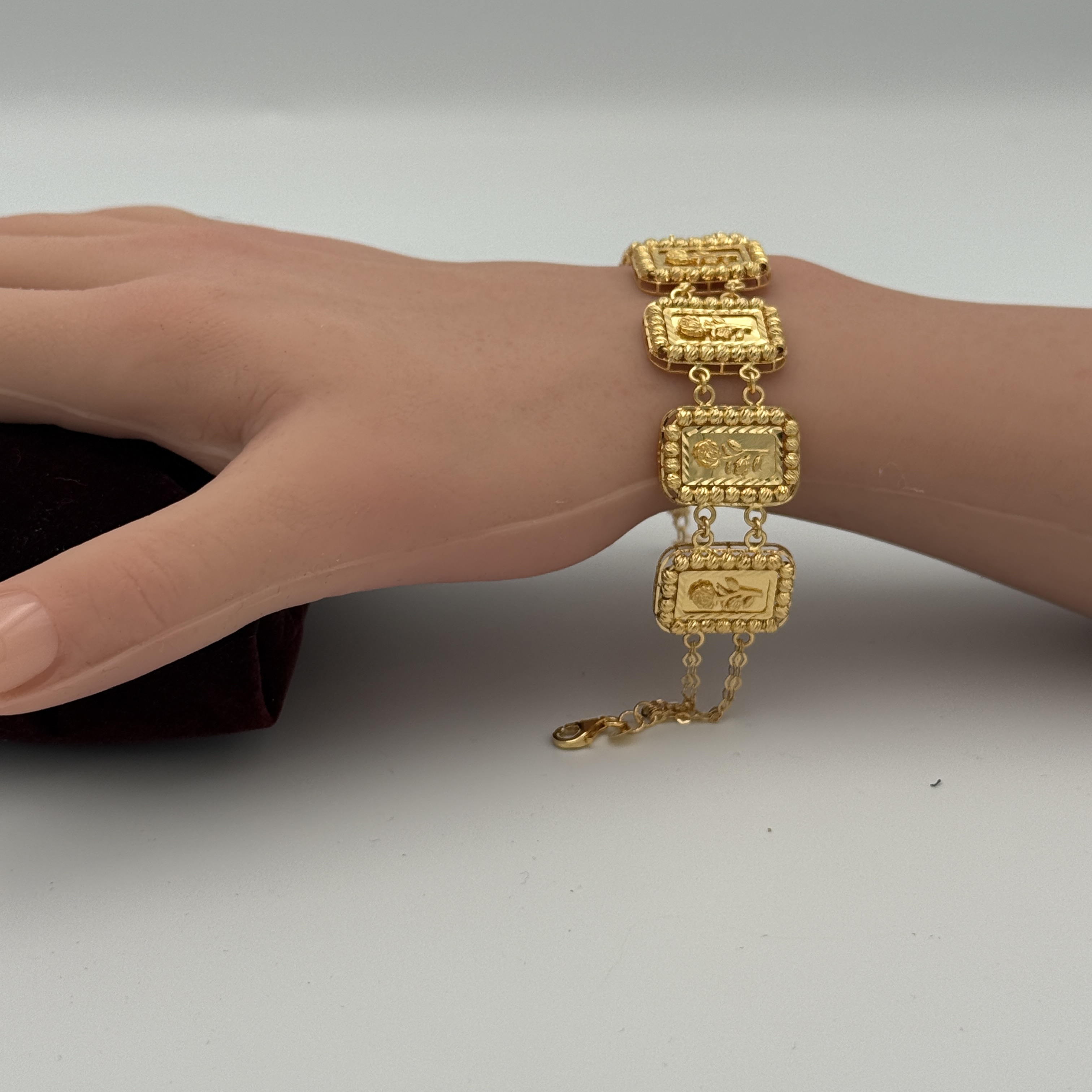 21K Gold Flower Bracelet