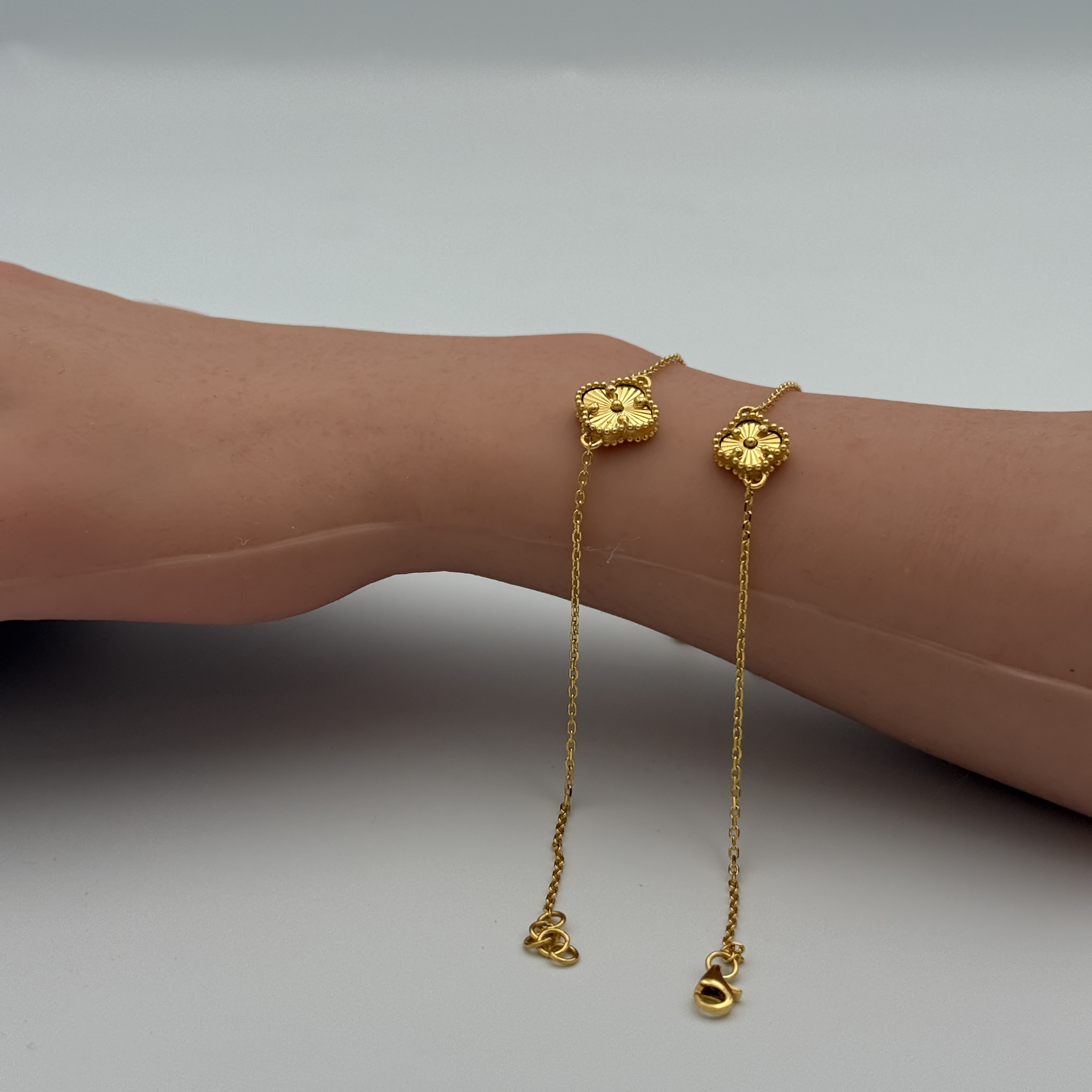 21K Gold Flower Bracelet