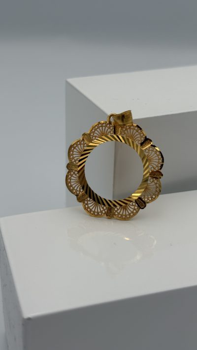 21K Gold Frame Pendant — 21K gold, Royal Jewelry