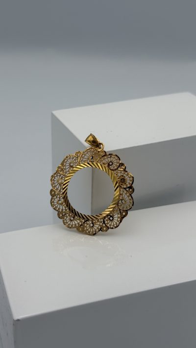 21K Gold Frame Pendant — 21K gold, Royal Jewelry