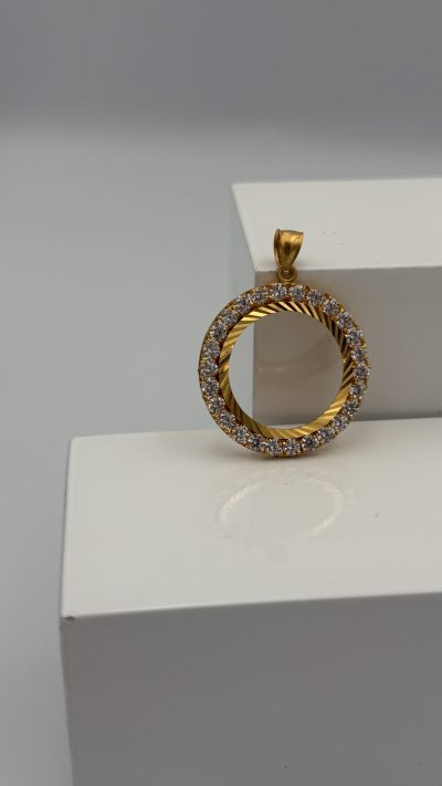 21K Gold Frame Pendant — 21K gold, Royal Jewelry