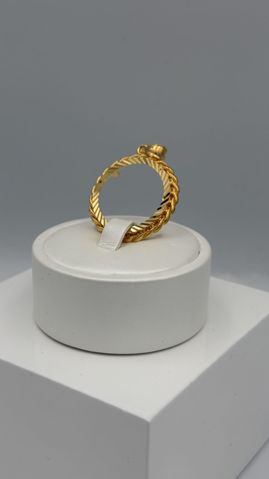 21K Gold Frame Pendant