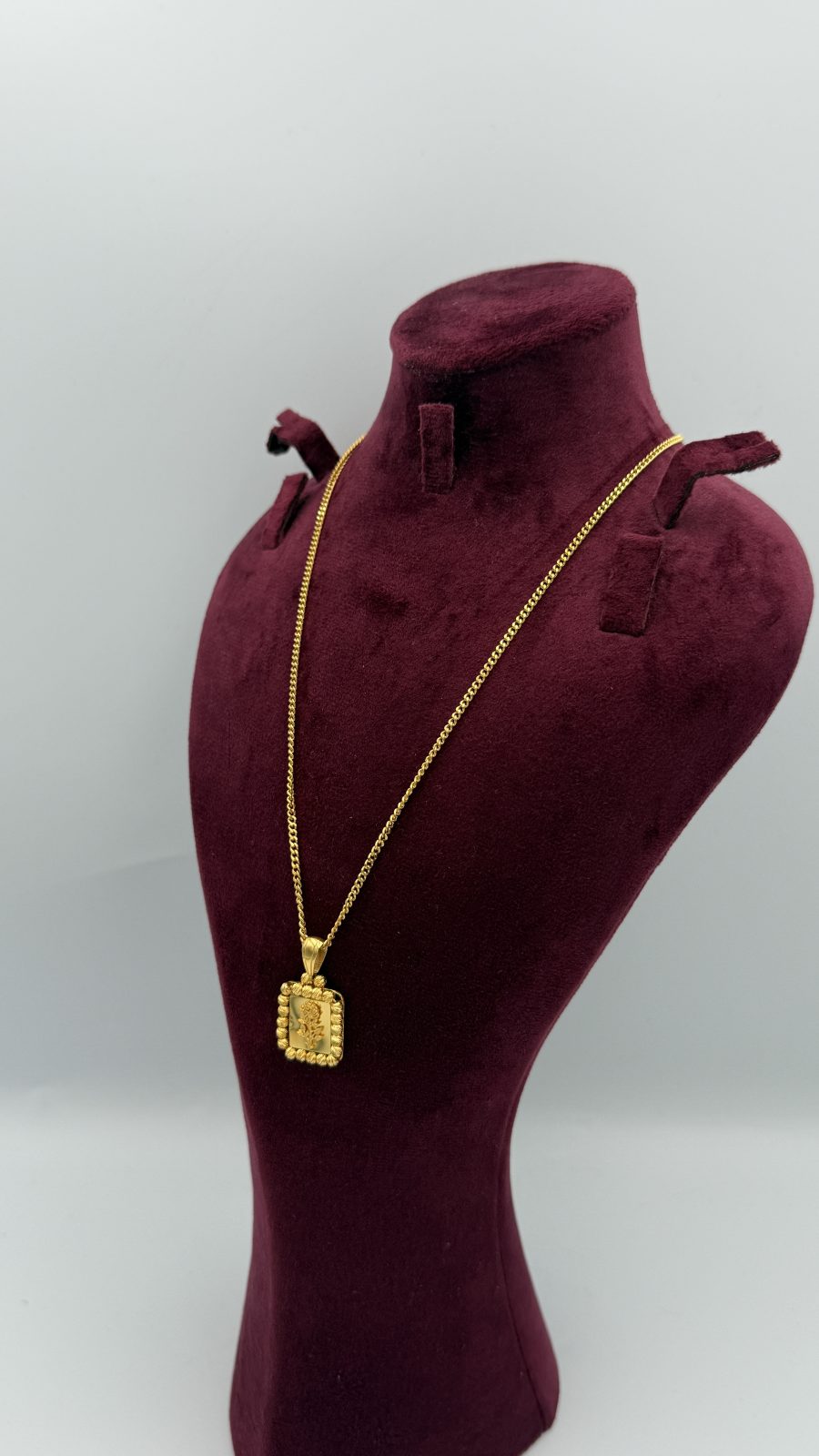 21K Gold Flower Necklace
